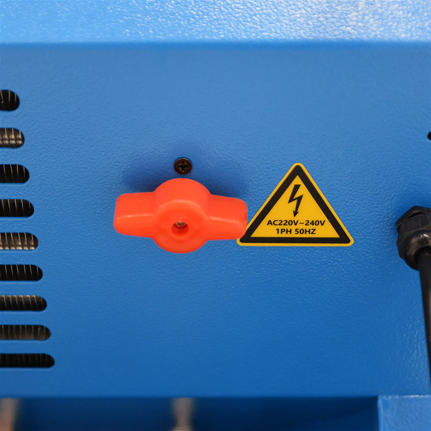 Автоматическая установка для обслуживания кондиционеров OC400B